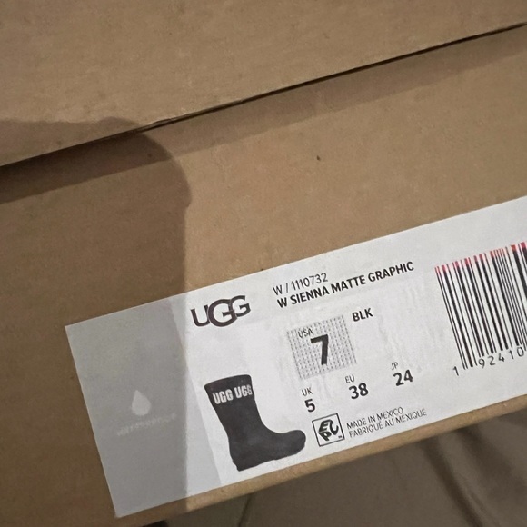 UGG rain boots size 7 woman's new in box - Picture 5 of 5